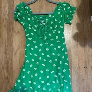 UO green daisy dress